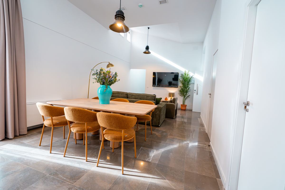 Mesa de comedor de El Mérito